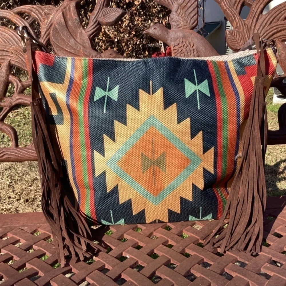 NWT SamaYe Boho Southwestern Vintage Style Multicolor Tote Leather Fringe Strap - Picture 4 of 14